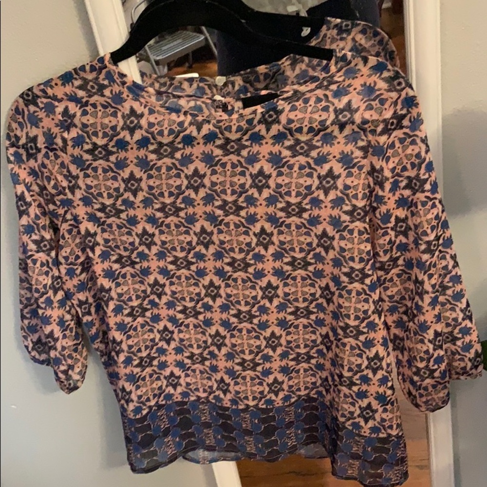 Cute blouse! Size small. Brand Cliche